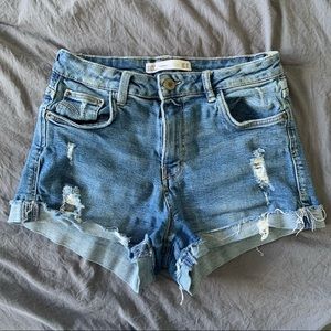 Zara jean shorts!